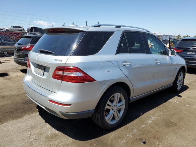 4JGDA5HB9CA041240 - 2012 MERCEDES-BENZ ML 350 4MATIC SILVER photo 3