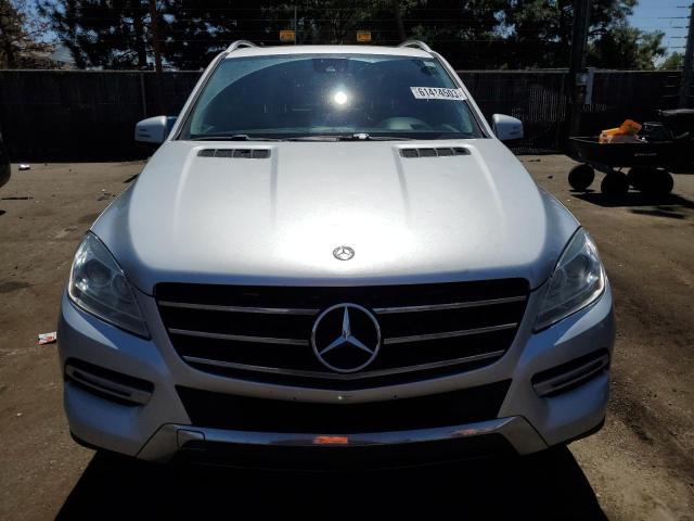 4JGDA5HB9CA041240 - 2012 MERCEDES-BENZ ML 350 4MATIC SILVER photo 5