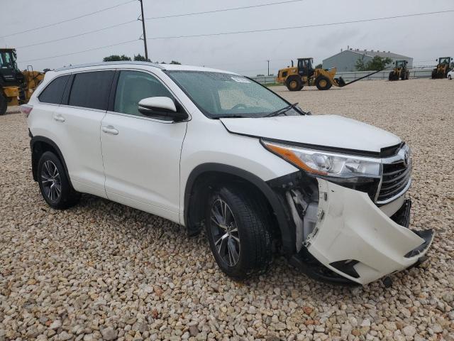 5TDKKRFH9GS167534 - 2016 TOYOTA HIGHLANDER XLE WHITE photo 4