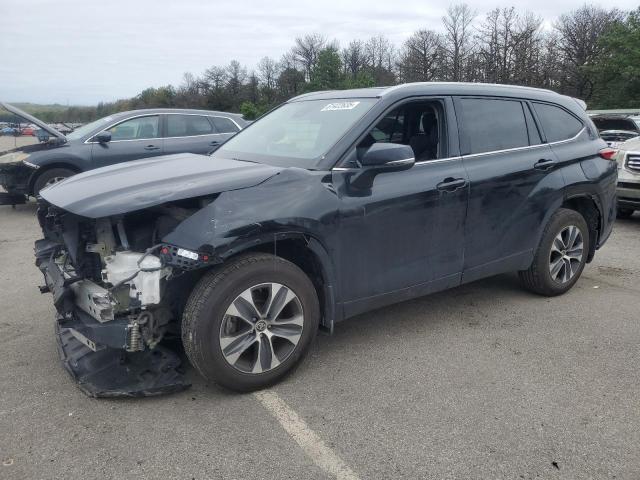 5TDGZRBH0NS204460 - 2022 TOYOTA HIGHLANDER XLE BLACK photo 1