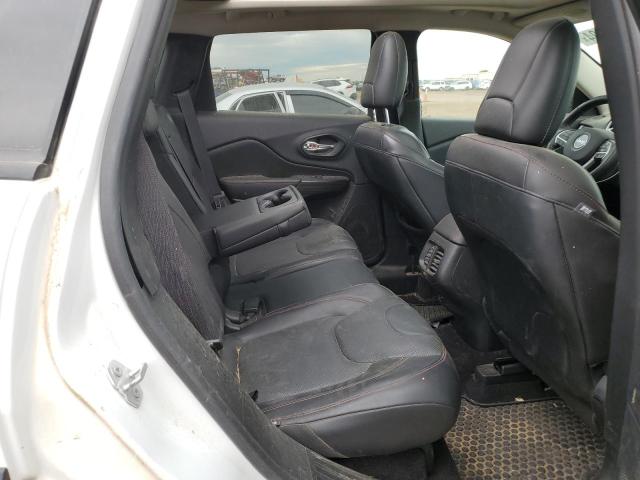 1C4PJMBS2HW546793 - 2017 JEEP CHEROKEE TRAILHAWK WHITE photo 11