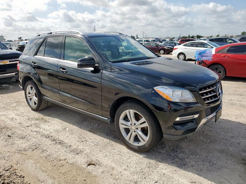 4JGDA5HB3DA251821 - 2013 MERCEDES-BENZ ML 350 4MATIC BLACK photo 4