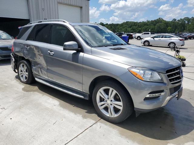 4JGDA5HB6FA581648 - 2015 MERCEDES-BENZ ML 350 4MATIC GRAY photo 4