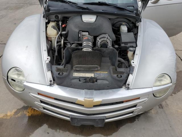 1GCES14H75B114899 - 2005 CHEVROLET SSR 银色 照片 11
