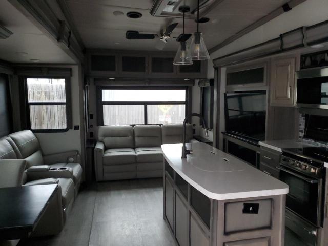 4YDF31220M4704670 - 2021 KEYSTONE MONTANA CREAM photo 6