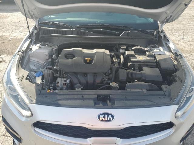 3KPF24AD0ME362565 - 2021 KIA FORTE FE SILVER photo 11