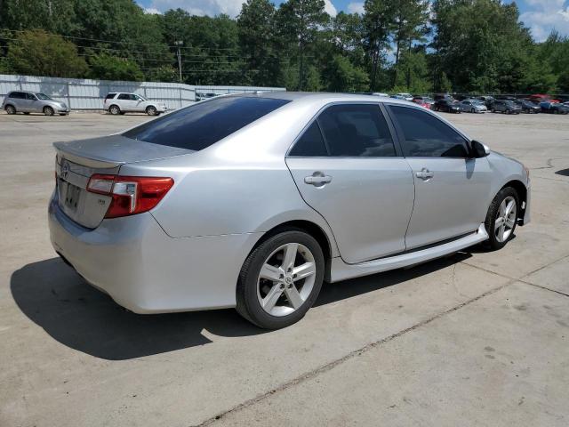 4T1BF1FK9CU027759 - 2012 TOYOTA CAMRY BASE SILVER photo 3