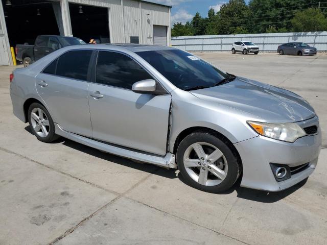 4T1BF1FK9CU027759 - 2012 TOYOTA CAMRY BASE SILVER photo 4