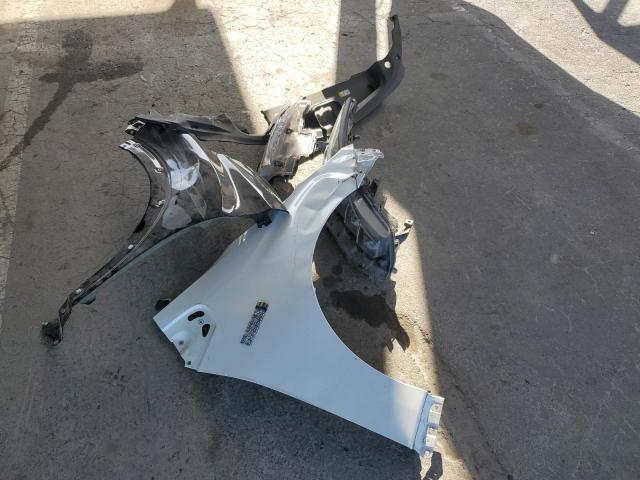 JTDKARFP7K3115582 - 2019 TOYOTA PRIUS PRIM 白色 照片 12