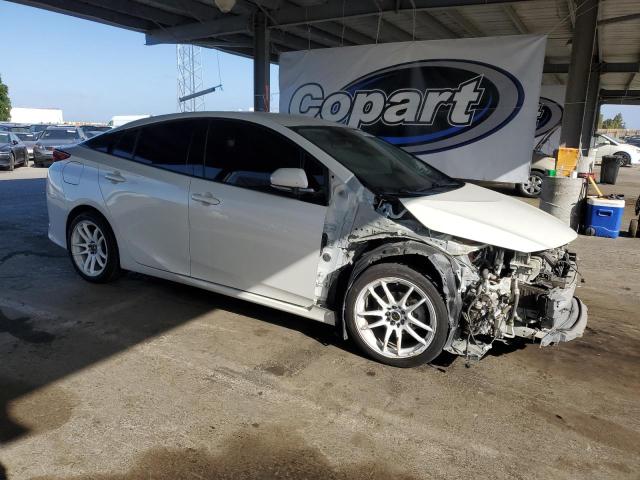 JTDKARFP7K3115582 - 2019 TOYOTA PRIUS PRIM 白色 照片 4