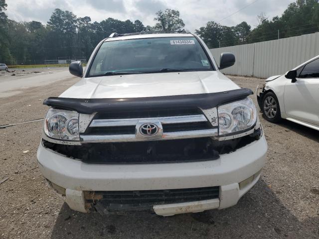 JTEZU14R758029297 - 2005 TOYOTA 4RUNNER SR5 WHITE photo 5