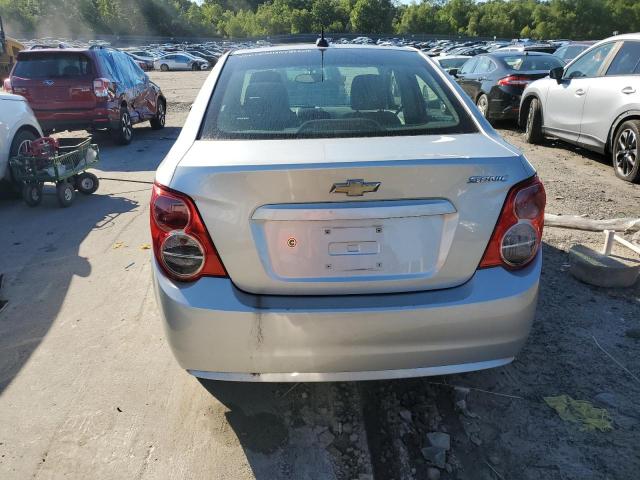1G1JA5SG0F4132081 - 2015 CHEVROLET SONIC LS 银色 照片 6