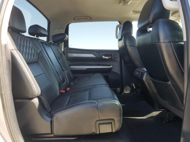 5TFAW5F16EX399219 - 2014 TOYOTA TUNDRA CREWMAX PLATINUM SILVER photo 10