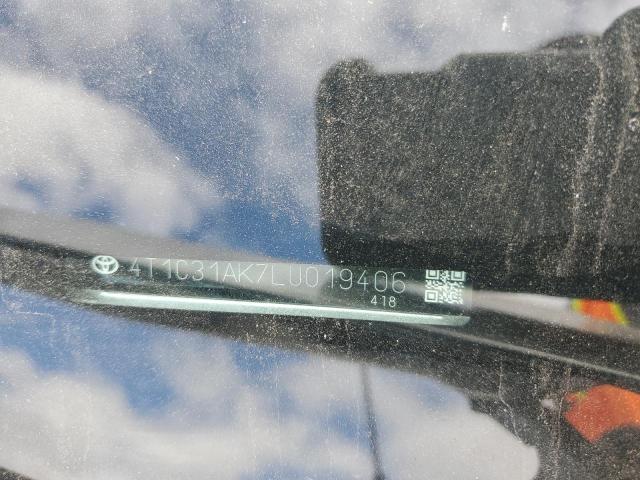 4T1C31AK7LU019406 - 2020 TOYOTA CAMRY LE SILVER photo 12