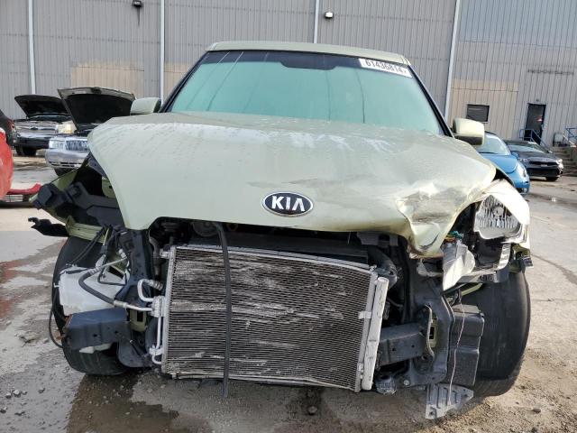 KNDJT2A55D7628585 - 2013 KIA SOUL GREEN photo 5