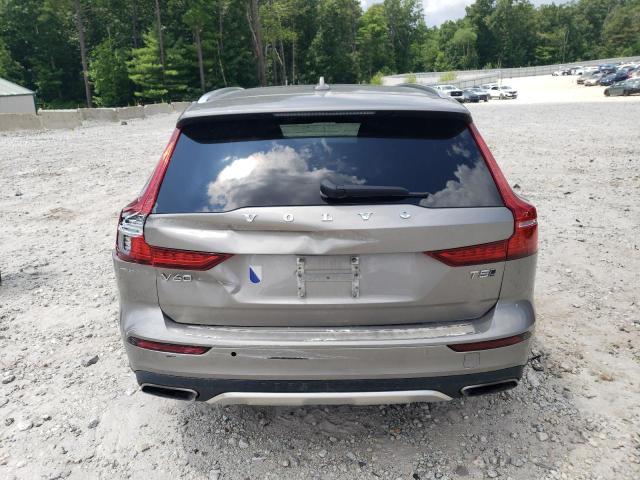 YV4102WK8L1036653 - 2020 VOLVO V60 CROSS T5 SILVER photo 6