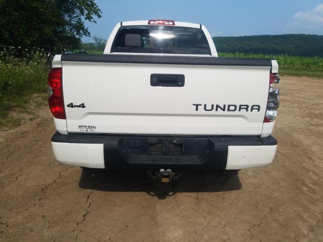 5TFUY5F18KX815841 - 2019 TOYOTA TUNDRA DOUBLE CAB SR/SR5 WHITE photo 6