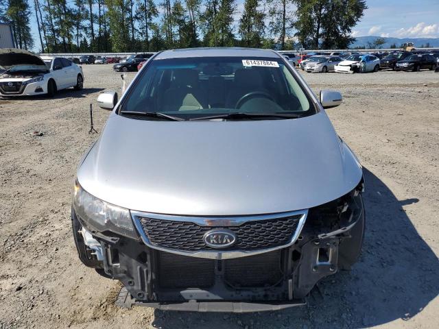 KNAFU5A29B5436974 - 2011 KIA FORTE EX SILVER photo 5