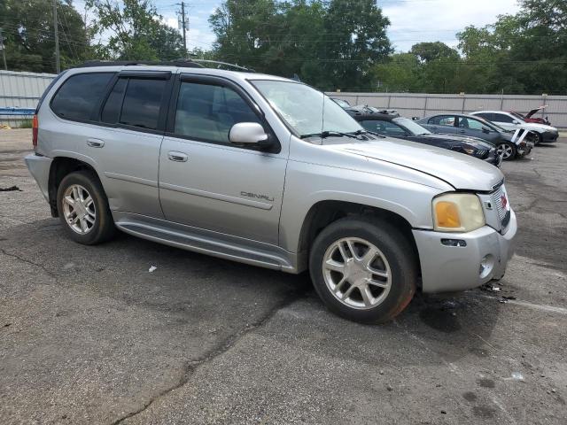 1GKET63M462288220 - 2006 GMC ENVOY DENALI SILVER photo 4