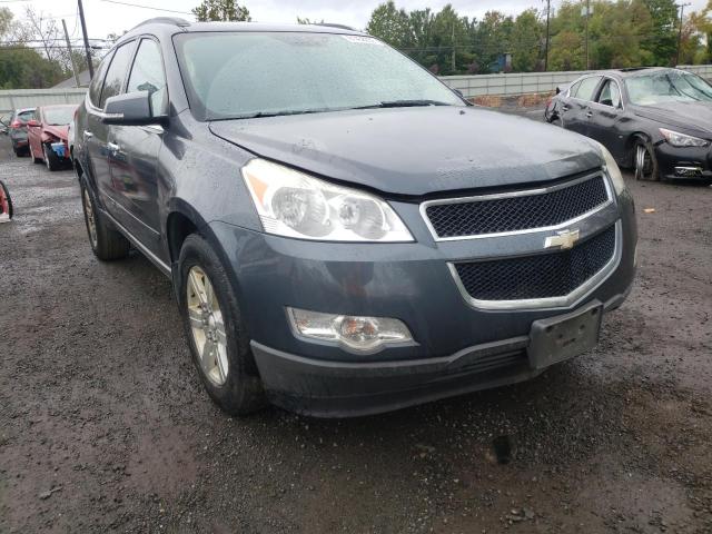 1GNKVGED0BJ246677 - 2011 CHEVROLET TRAVERSE LT GRAY photo 1