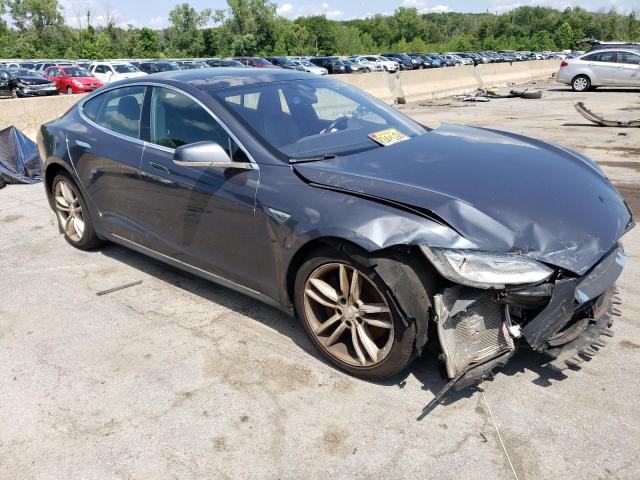 5YJSA1E28GF122607 - 2016 TESLA MODEL S ნაცრისფერი ფოტო 4