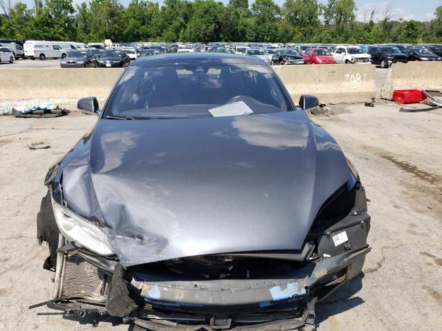 5YJSA1E28GF122607 - 2016 TESLA MODEL S ნაცრისფერი ფოტო 5