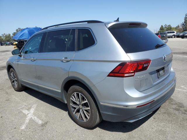3VV3B7AX1LM031529 - 2020 VOLKSWAGEN TIGUAN SE 银色 照片 2