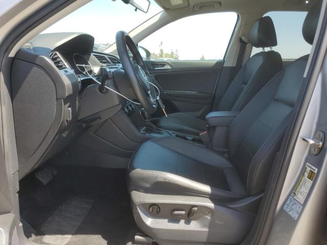 3VV3B7AX1LM031529 - 2020 VOLKSWAGEN TIGUAN SE 银色 照片 7