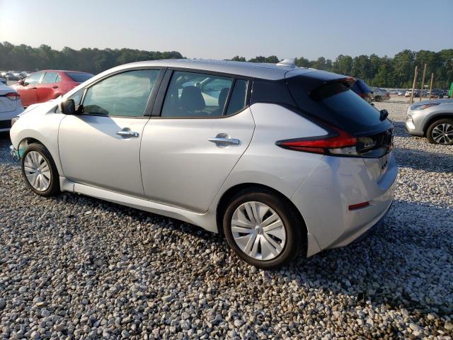 1N4AZ1BV3MC552479 - 2021 NISSAN LEAF S SILVER photo 2