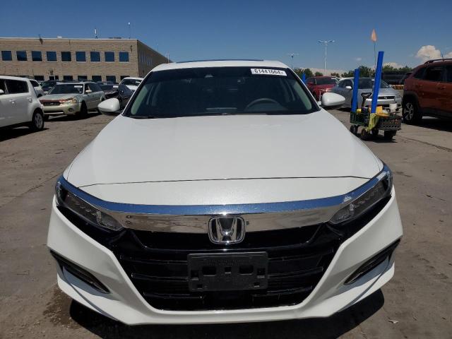 1HGCV1F4XJA231774 - 2018 HONDA ACCORD EX WHITE photo 5