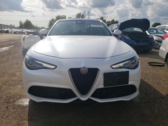 ZARFAEEN9J7584003 - 2018 ALFA ROMEO GIULIA TI Q4 WHITE photo 5