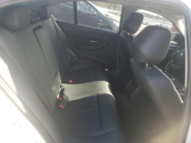 WBA3C3G53FNS73093 - 2015 BMW 320 I XDRIVE WHITE photo 10