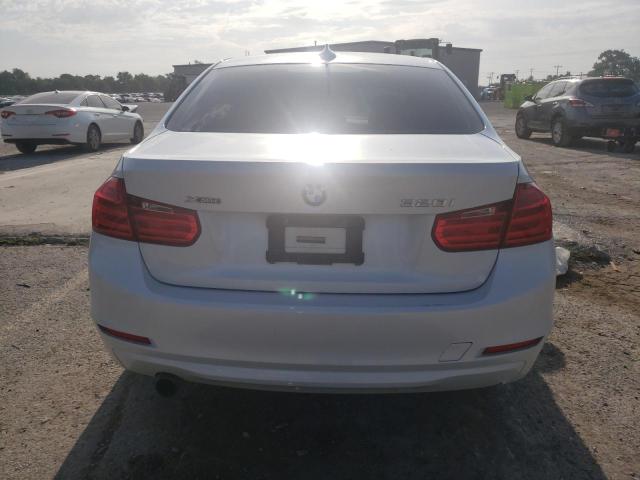 WBA3C3G53FNS73093 - 2015 BMW 320 I XDRIVE WHITE photo 6