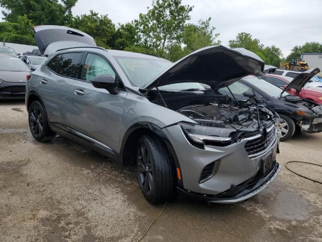 LRBFZPR43PD067157 - 2023 BUICK ENVISION ESSENCE ვერცხლისფერი ფოტო 4