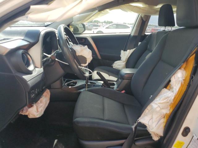 JTMZFREV0HJ700086 - 2017 TOYOTA RAV4 LE WHITE photo 7