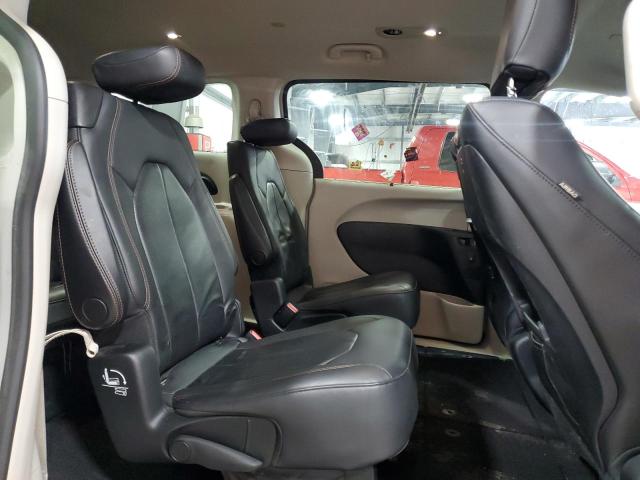 2C4RC1EGXKR604996 - 2019 CHRYSLER PACIFICA TOURING L PLUS BEIGE photo 11
