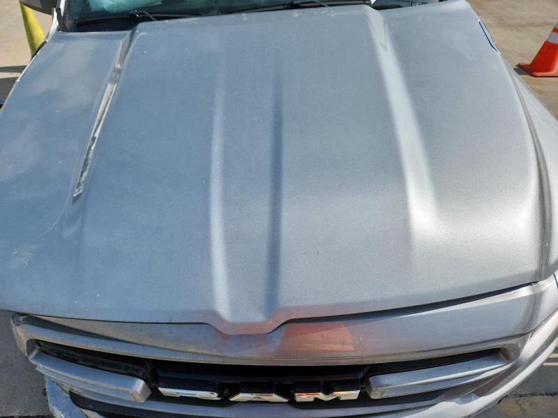 1C6SRFFTXMN637402 - 2021 RAM 1500 BIG HORN/LONE STAR SILVER photo 12