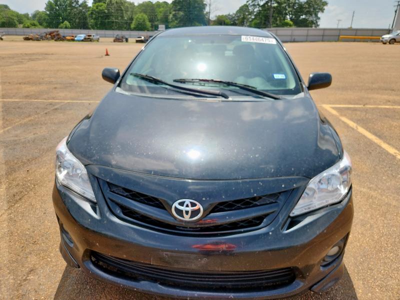 2T1BU4EE4BC606922 - 2011 TOYOTA COROLLA BASE Czarny zdjęcie 5