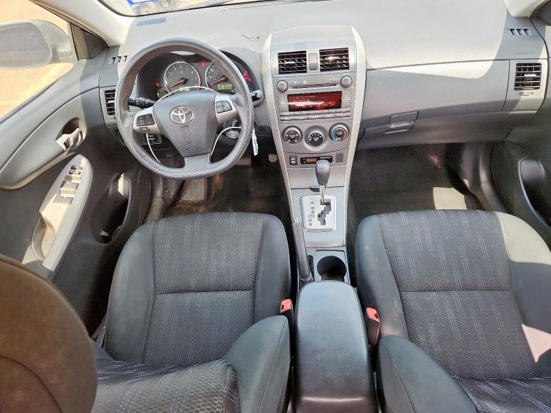 2T1BU4EE4BC606922 - 2011 TOYOTA COROLLA BASE Czarny zdjęcie 8