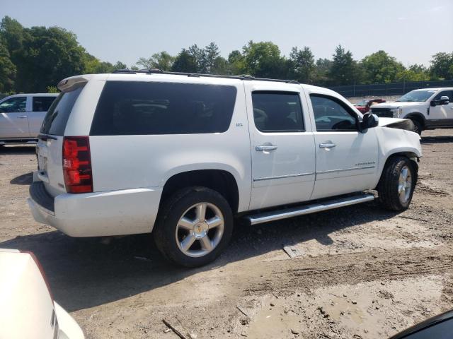 1GNSKKE37BR138223 - 2011 CHEVROLET SUBURBAN K1500 LTZ WHITE photo 3