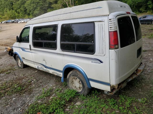 1GBFG15R7T1020963 - 1996 CHEVROLET G10 WHITE photo 2