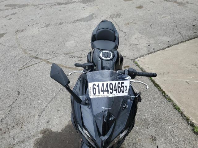 ML5EXER1XSDAE3923 - 2025 KAWASAKI EX650 R BLACK photo 5