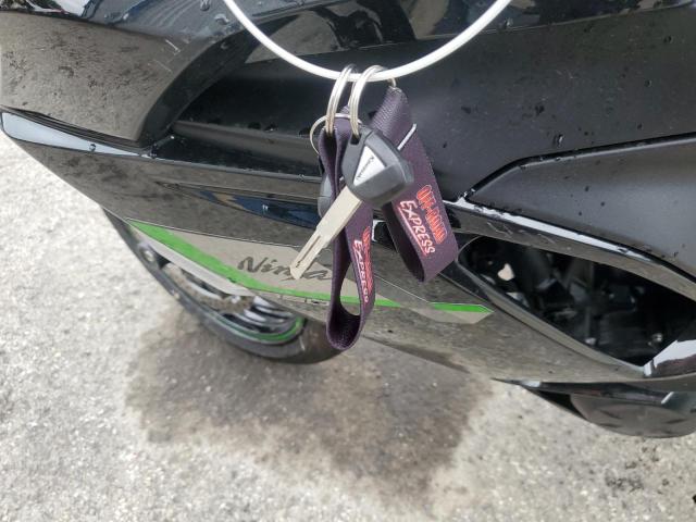 ML5EXER1XSDAE3923 - 2025 KAWASAKI EX650 R BLACK photo 8