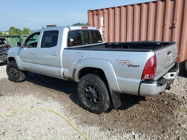 3TMKU72N07M013580 - 2007 TOYOTA TACOMA DOUBLE CAB PRERUNNER LONG BED SILVER photo 2