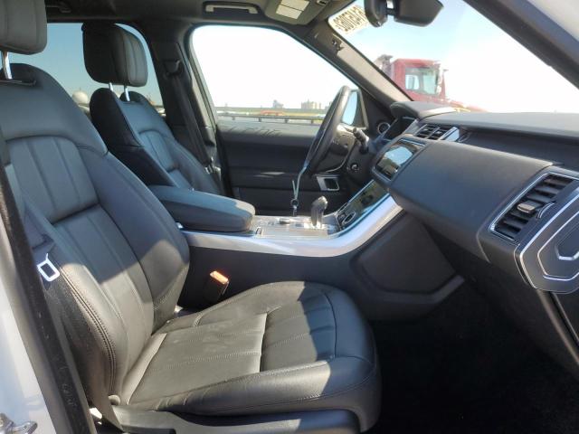 SALWG2RU2KA870555 - 2019 LAND ROVER RANGE ROVE SE WHITE photo 5