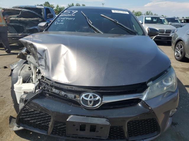 4T1BF1FK0GU255574 - 2016 TOYOTA CAMRY LE GRAY photo 5