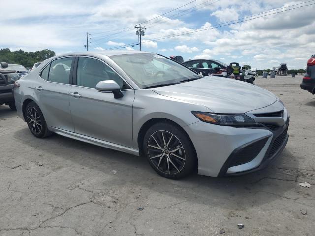 4T1G11AKXPU115866 - 2023 TOYOTA CAMRY SE NIGHT SHADE SILVER photo 4