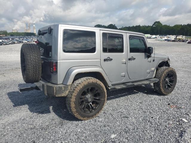 1C4BJWEGXFL578645 - 2015 JEEP WRANGLER U SAHARA SILVER photo 3