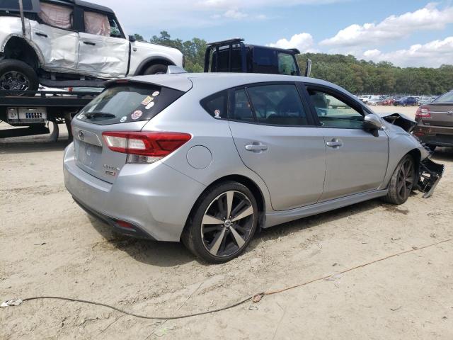4S3GTAM64J3707497 - 2018 SUBARU IMPREZA SPORT Сріблястий фото 3