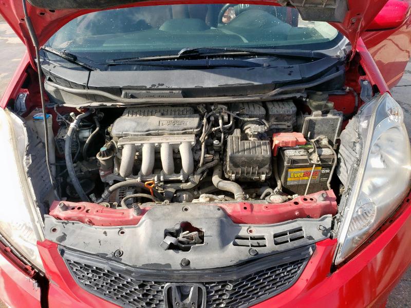 JHMGE8H50BC001552 - 2011 HONDA FIT SPORT RED photo 11
